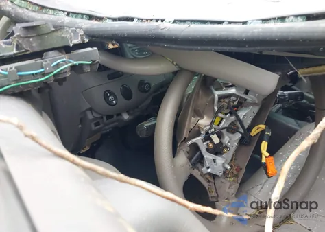 2002 Toyota Sequoia Sr5 V8 из США, поврежденный, VIN 5TDBT44A22S108467